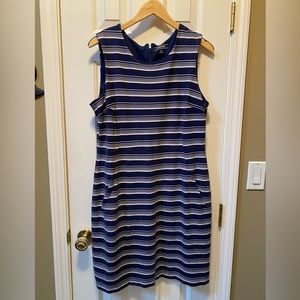 Lands’end blue/white stripe dress with front pockets. Size 16